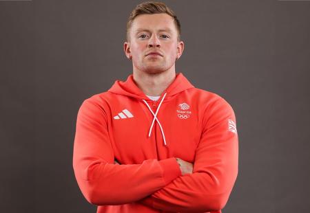 https://storage.bljesak.info/article/463192/450x310/adam peaty.jpg